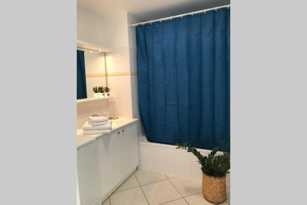 Appartement Le Cezanne - Centre Ville, Balcon, Garage *